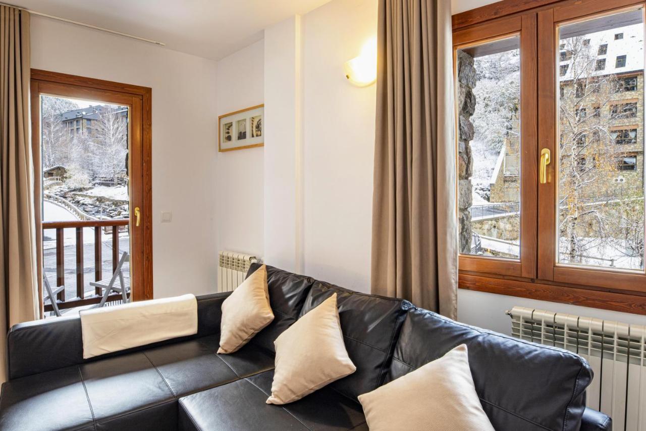 R Valle De Incles-Grandvalira Free Parking Canillo Exterior photo